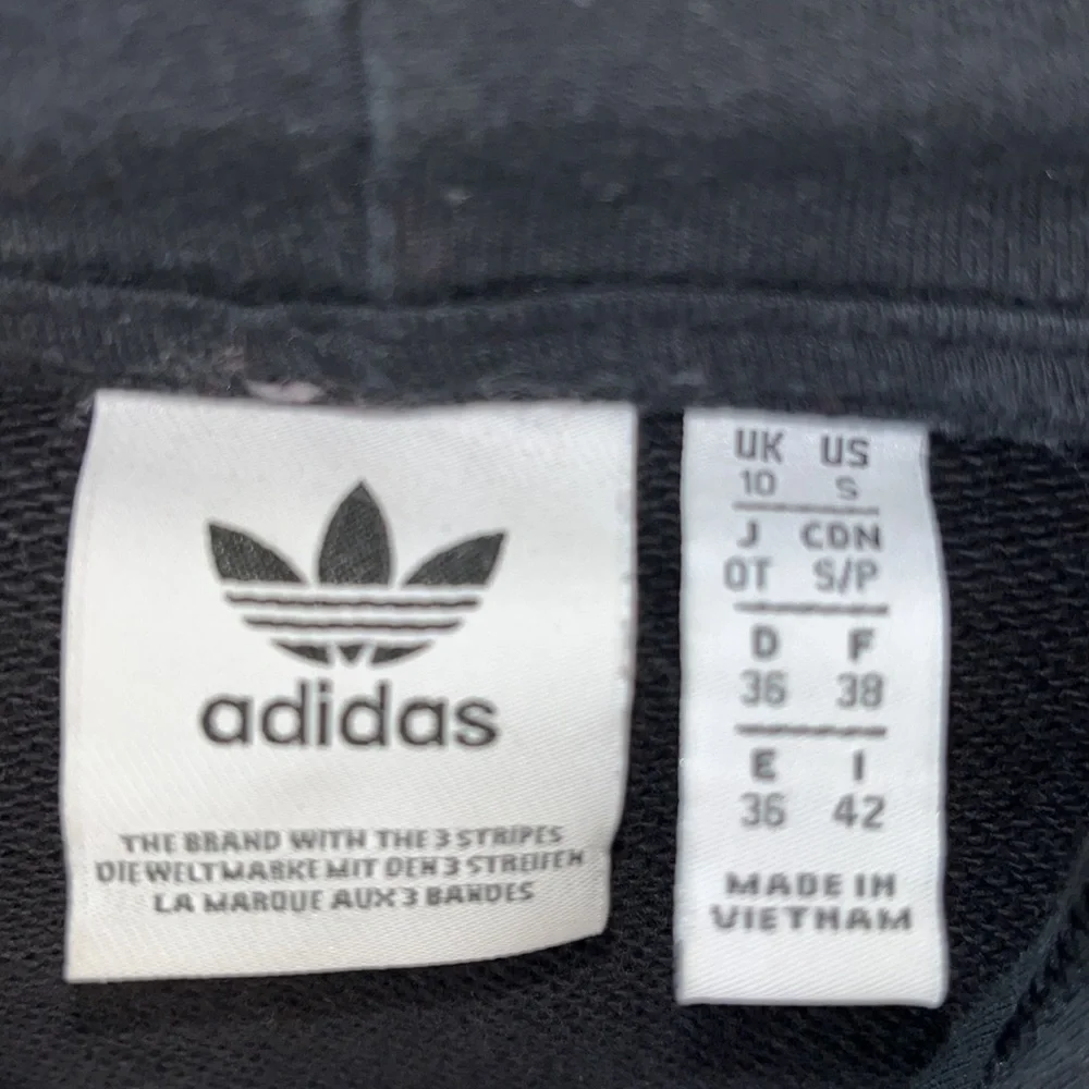 Adidas Crop Sweatshirt! Size Small! 😍 - Picture 3 of 9